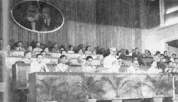 Chủ tịch Hồ Chí Minh đọc diễn văn khai mạc đại hội đại biểu toàn quốc lần thứ III của Đảng (5-9-1960)
