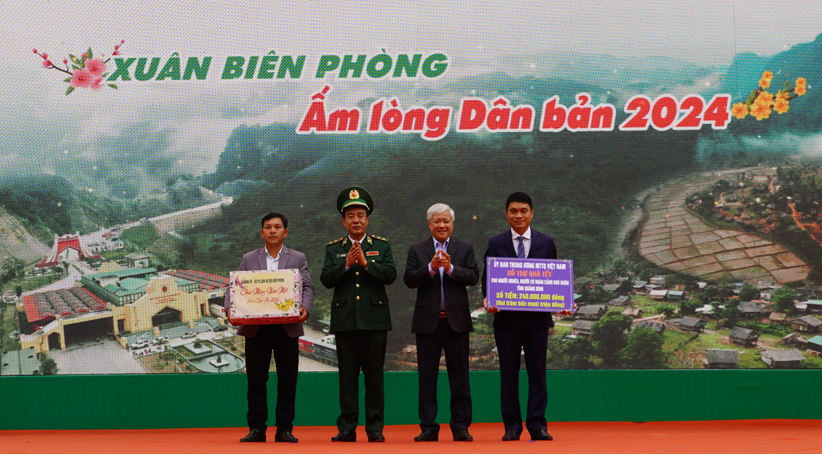 https://quangbinh.gov.vn/documents/35002/5669706/ct+10.jpg/a138acaa-fb4c-fff8-4076-866910aa2ed8?t=1705087219198