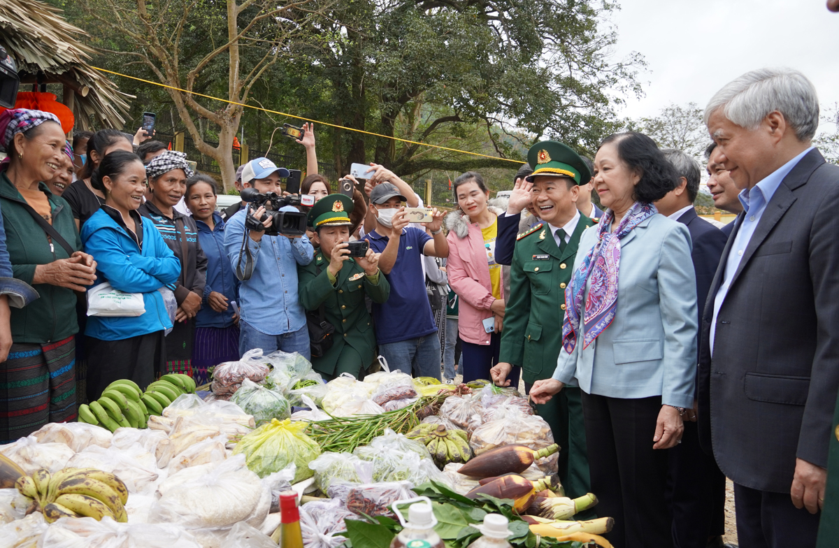 https://quangbinh.gov.vn/documents/35002/5669706/ct+13.jpg/403332a7-a2a4-1a30-602e-136b7154a436?t=1705087344960